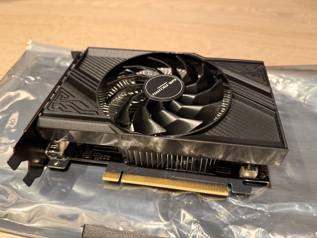 玄人志向 GALAKURO GAMING GG-RTX4060-E8GB/SF