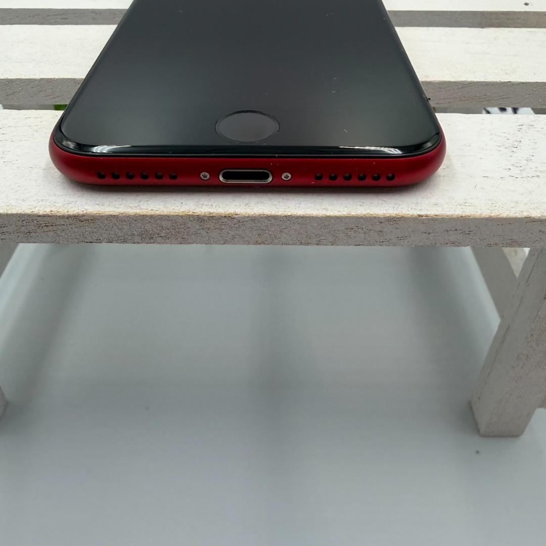 【美品】iPhone SE第3世代 64GB レッド 329