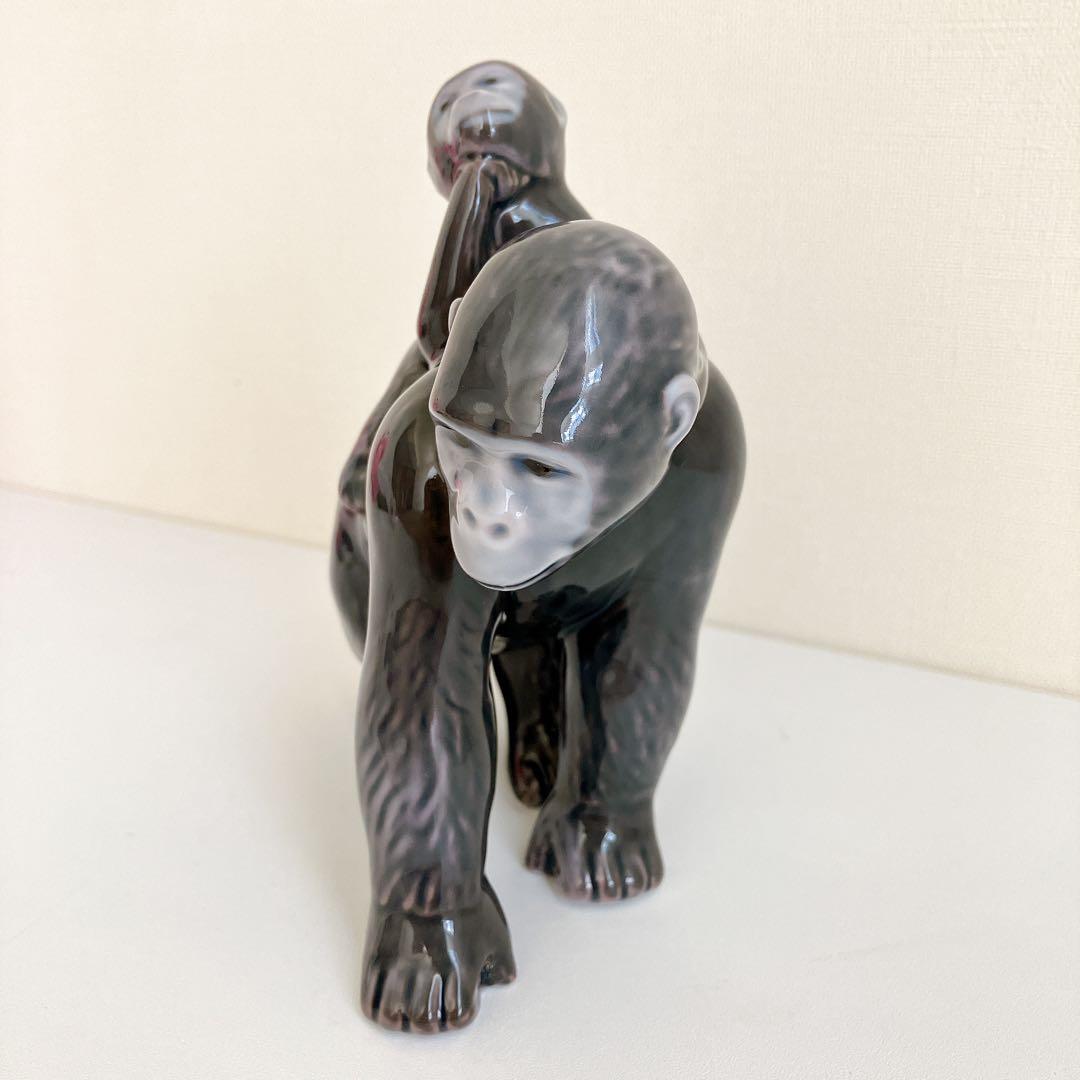 新品✨ ロイヤルコペンハーゲン フィギュリン ゴリラの親子 2023