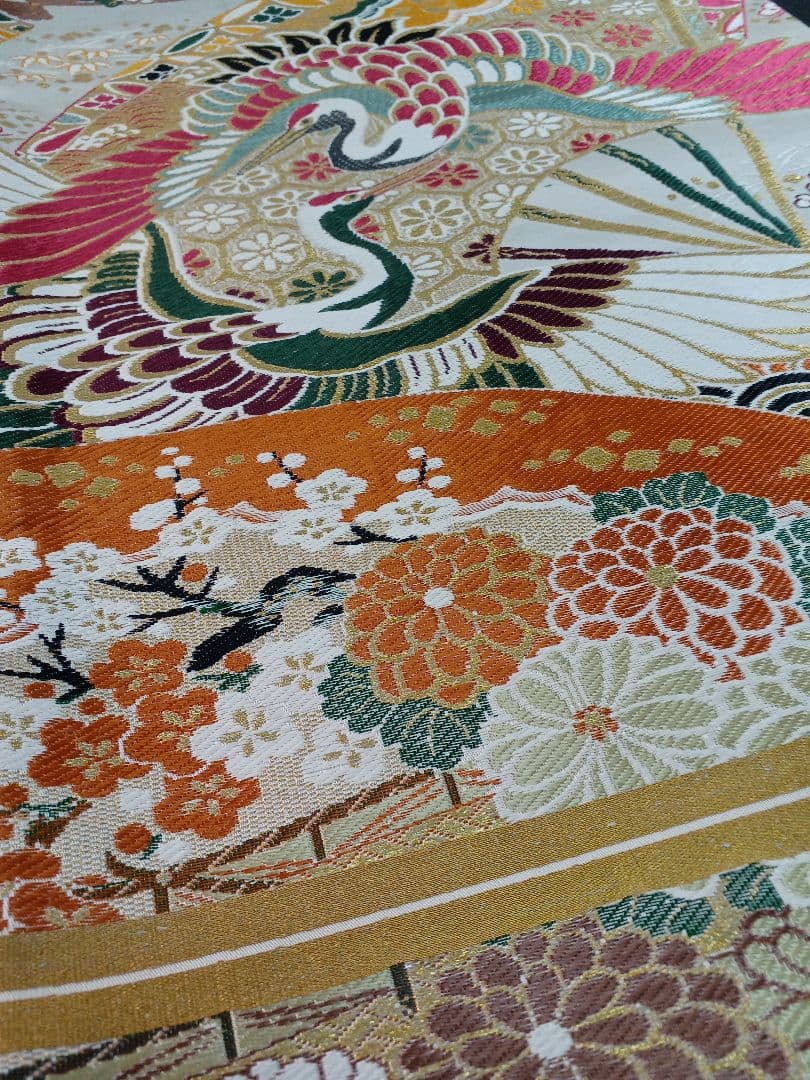 ［丸帯］新品未使用品　経年劣化でのシミが有り O-440