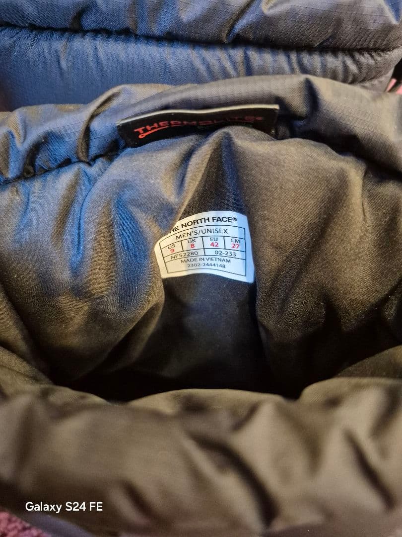 THE NORTH FACEのスノーブーツ、