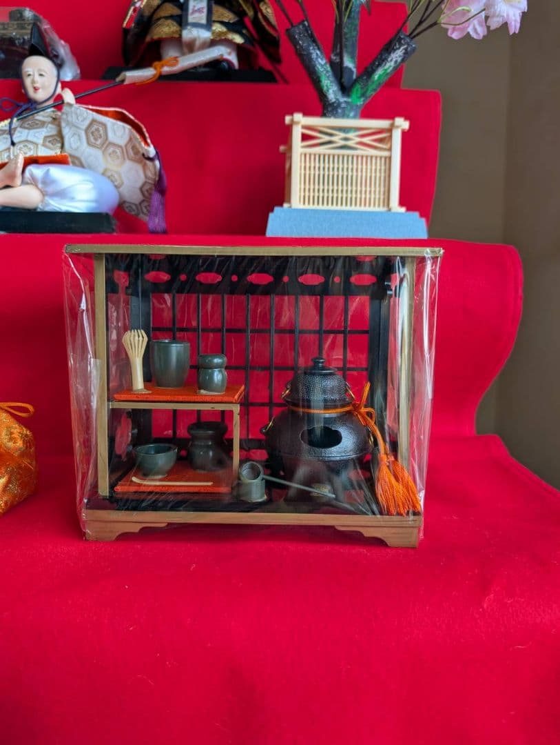 送料込【3出品全て落札必須 2/3】ひな人形 7段 15人飾り 40号（装飾品）