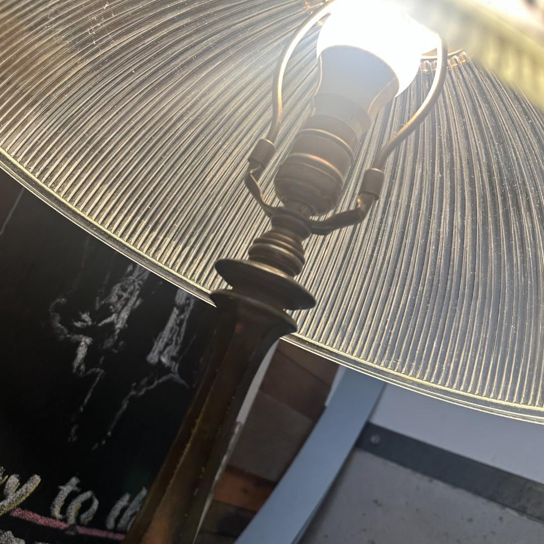 てってっ　ヴィンテージ LEVITON製 デスクランプグラスシェード真鍮製