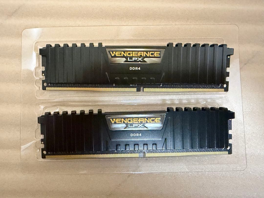 CORSAIR Vengeance LPX DDR4 メモリ 16GBx2枚