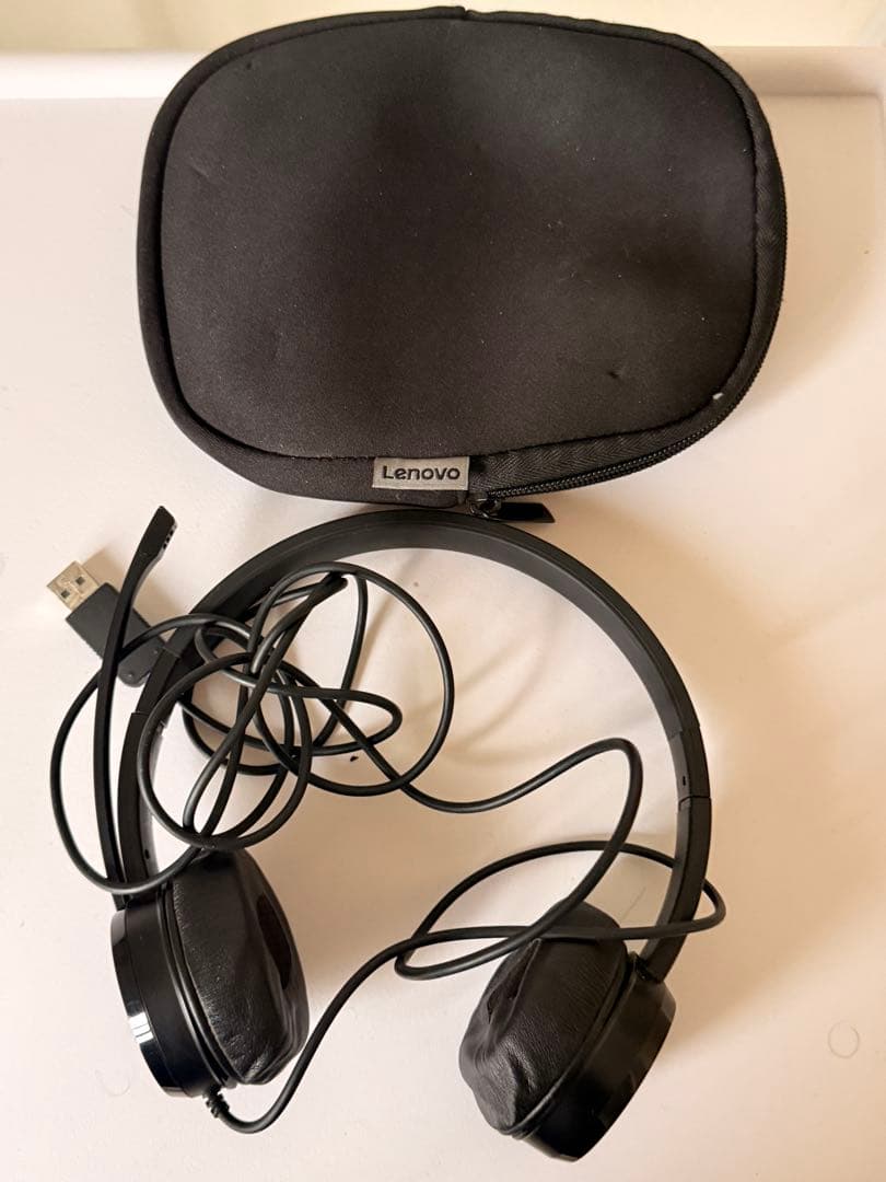 Lenovo USB 有線ヘッドセット 収納ケース付き