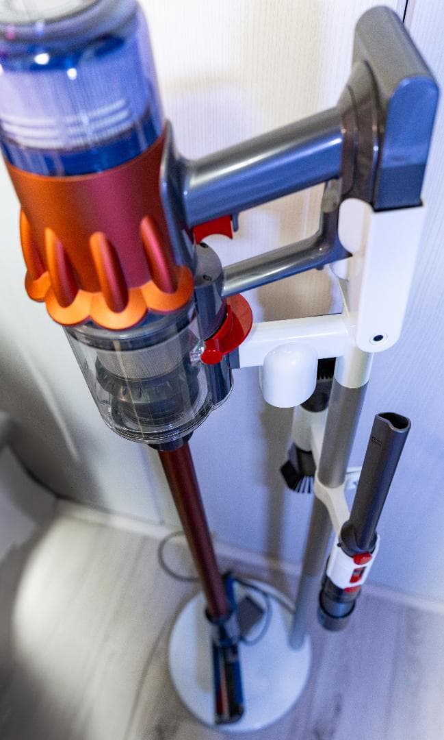 Dyson　SV18 Digital Slim Fluffy+　おまけ付き