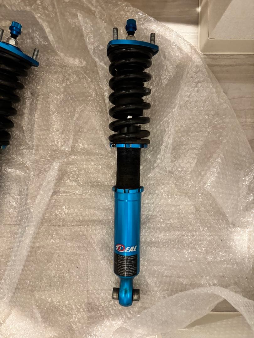 IDEAL TRUEVA イデアル トゥルーヴァ 210クラウン車高調