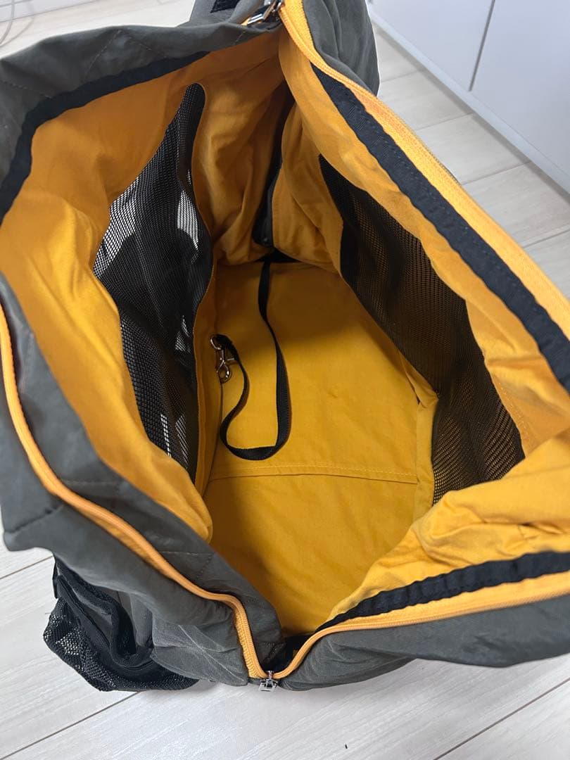 【INSIDD DOG&CAT】犬用スリングキャリーバッグ グレー/イエロー