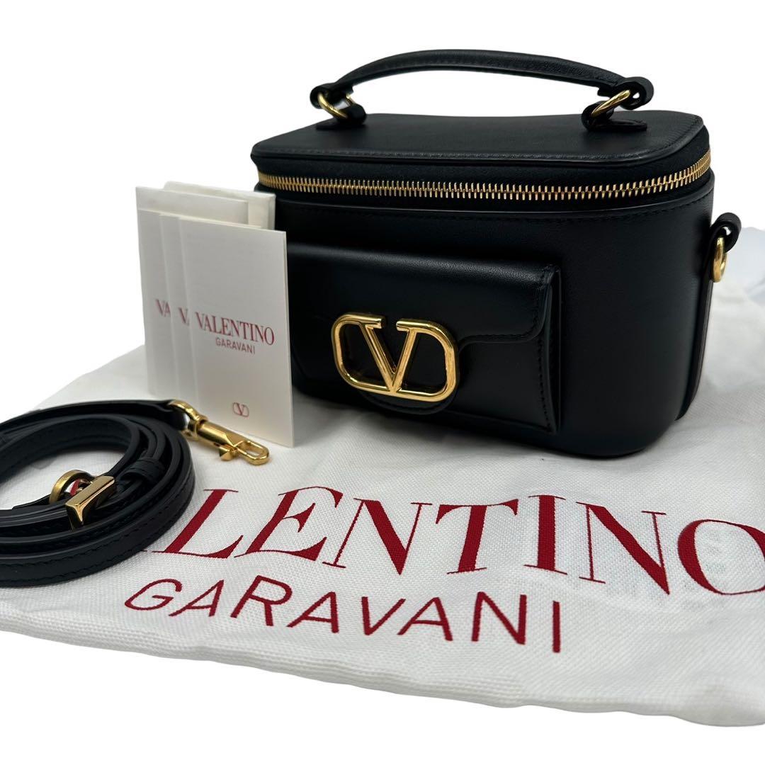 【極上】VALENTINO バニティバッグ 2way Vロゴ レザー レディース