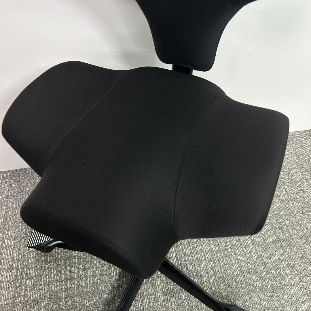 【C】オフィスチェア HAG Capisco ホーグ カピスコ 布張 　ブラック