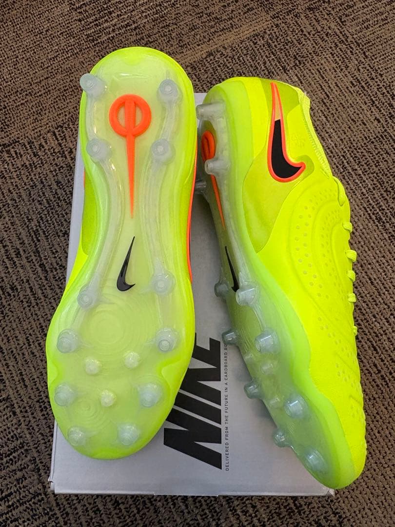 新品　超大特価　ナイキ　ティエンポ　レジェンド10 エリート AG 24.5cm