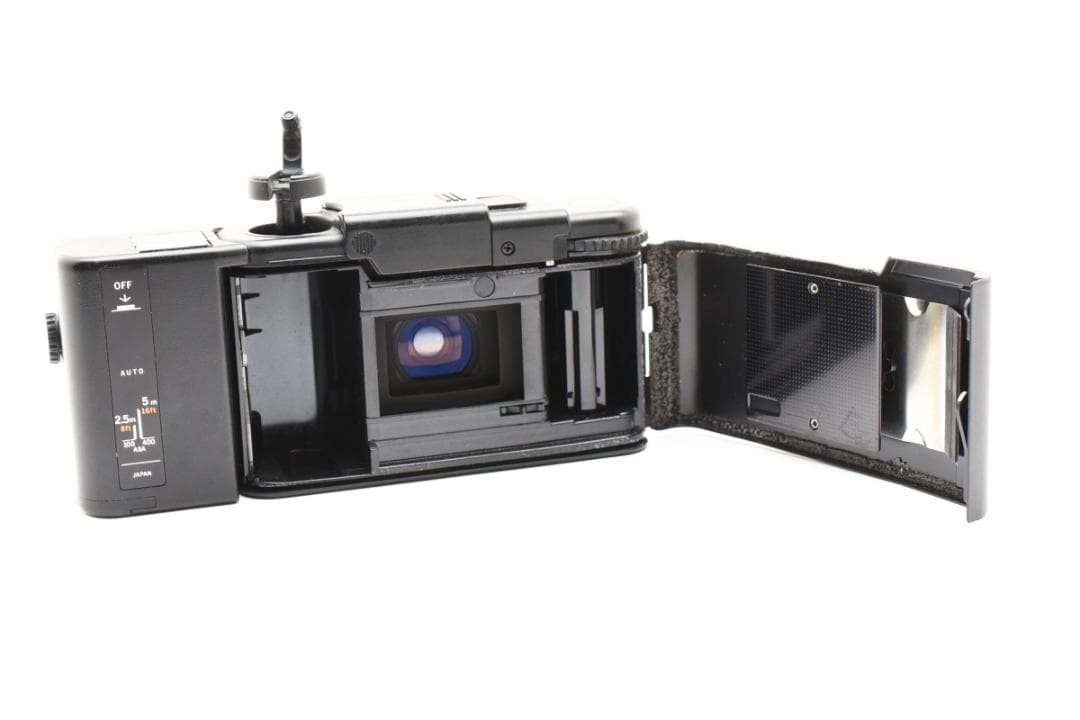 オリンパス　OLYMPUS XA + A11