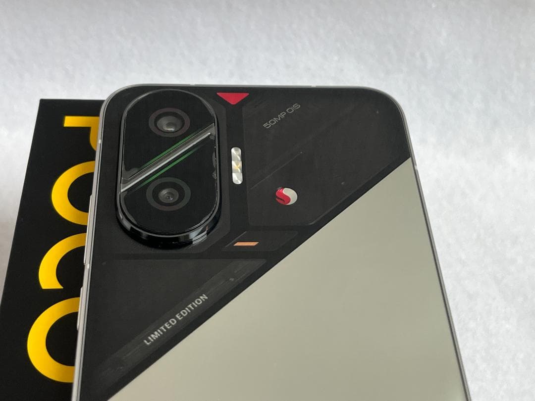 Xiaomi POCO F7 シルバー 12GB 256GB 極美品