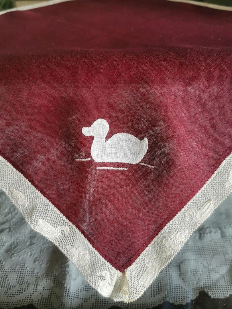 アンティーク 家鴨アップリケ刺繍 繊細な水鳥＆水草花アランソンレース クロス β