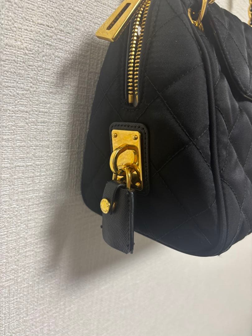 PRADA|プラダ|ナイロンショルダーバッグ|ブラック×ゴールド|付属品あり