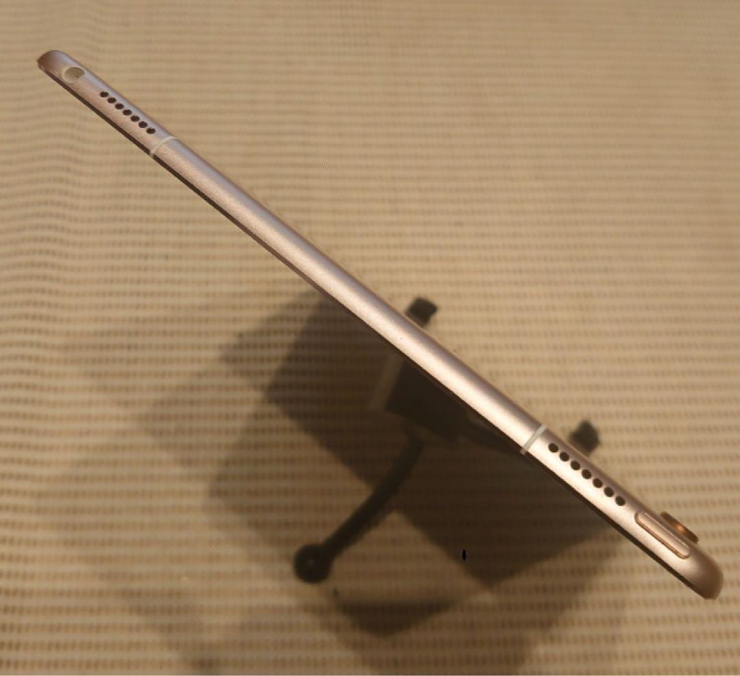 完動品SIMフリーiPad Pro9.7インチ本体128GB送料込2H258