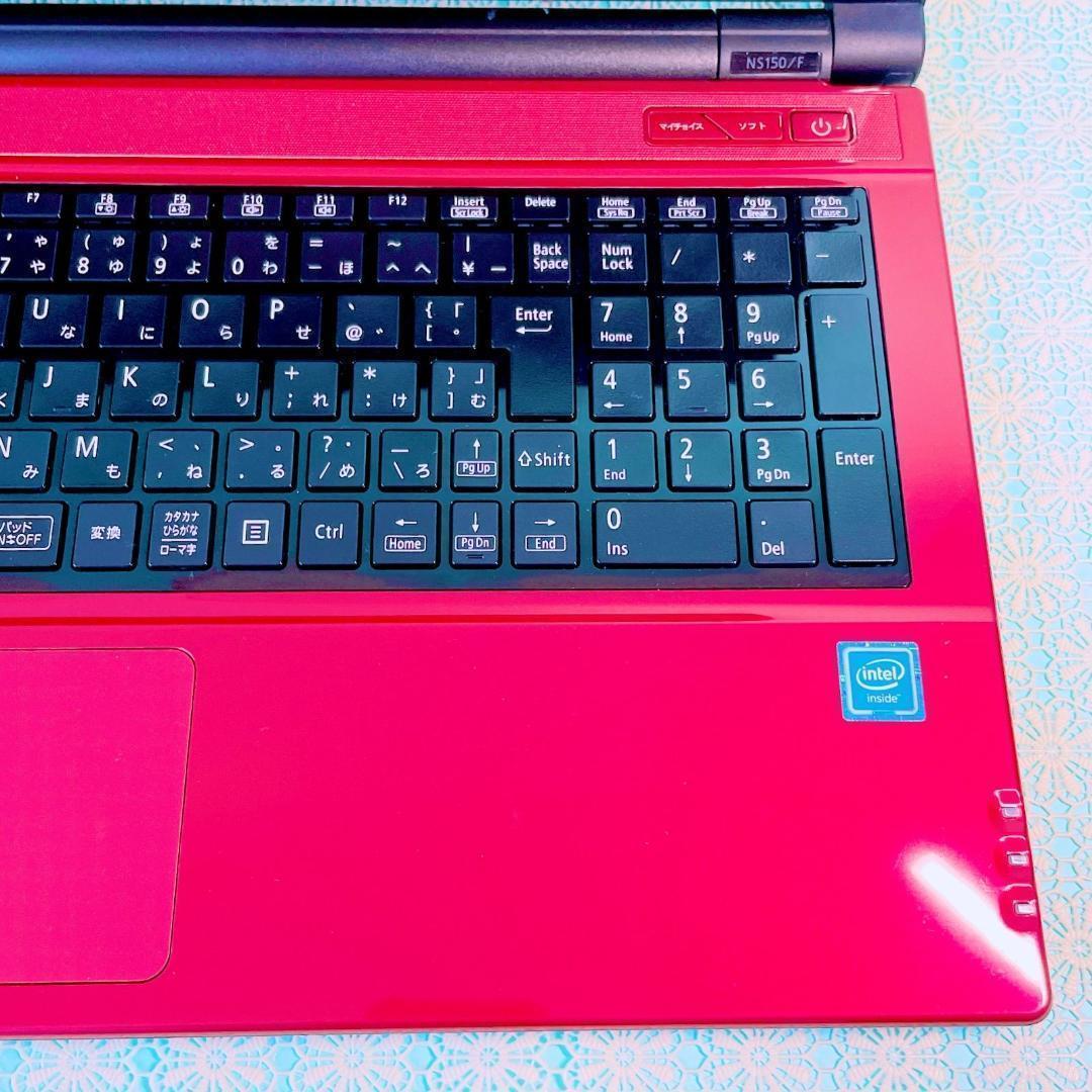 たっぷり大容量1TB❣️薄型ノートパソコン✨️可愛い赤！初心者おすすめ✨️カメラ付き✨️