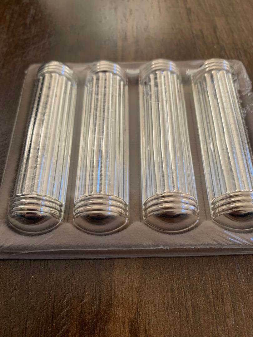 チ*コ様 週末限定値下げ・希少・未使用品　箱付きクリストフル 箸置き 4個セット