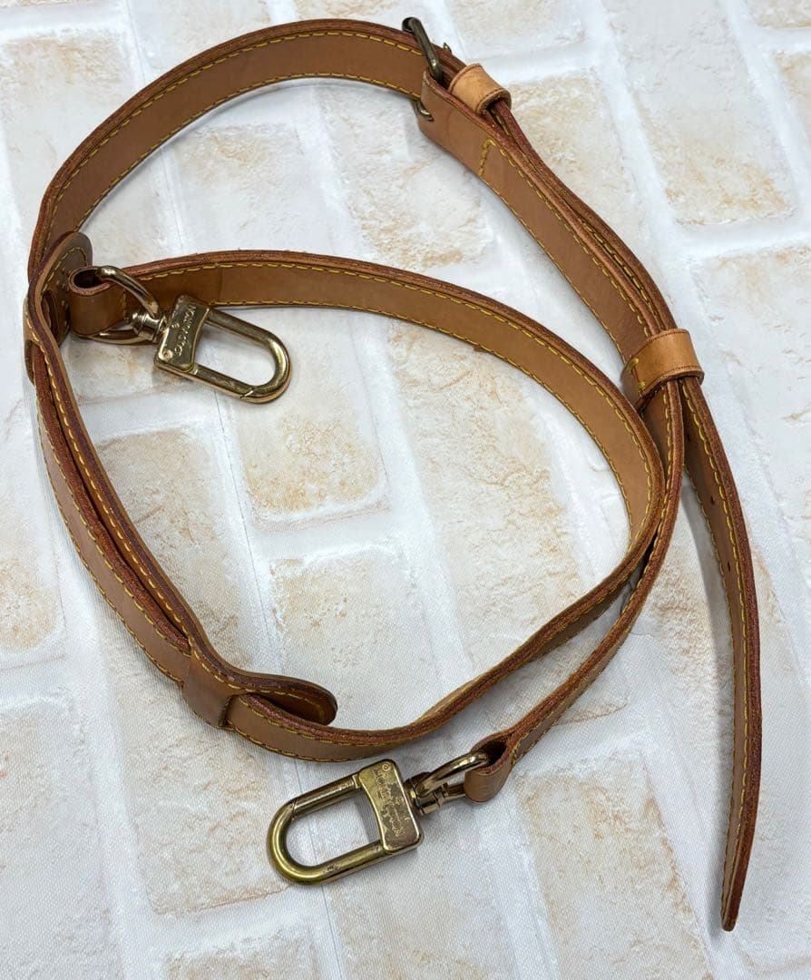 LOUIS VUITTON ルイヴィトン　ネームタグなど小物3点　ヌメ革　まとめ