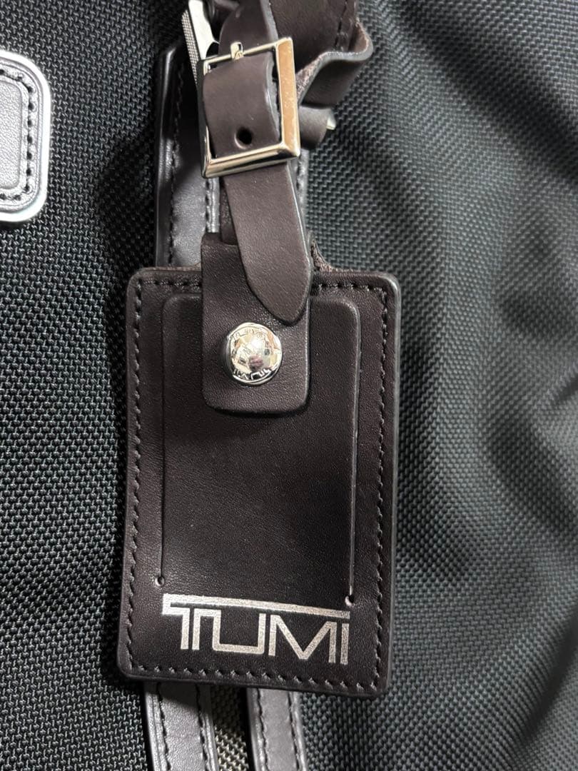 美品　TUMIビジネスバッグ ブラック ナイロン レザー　大容量