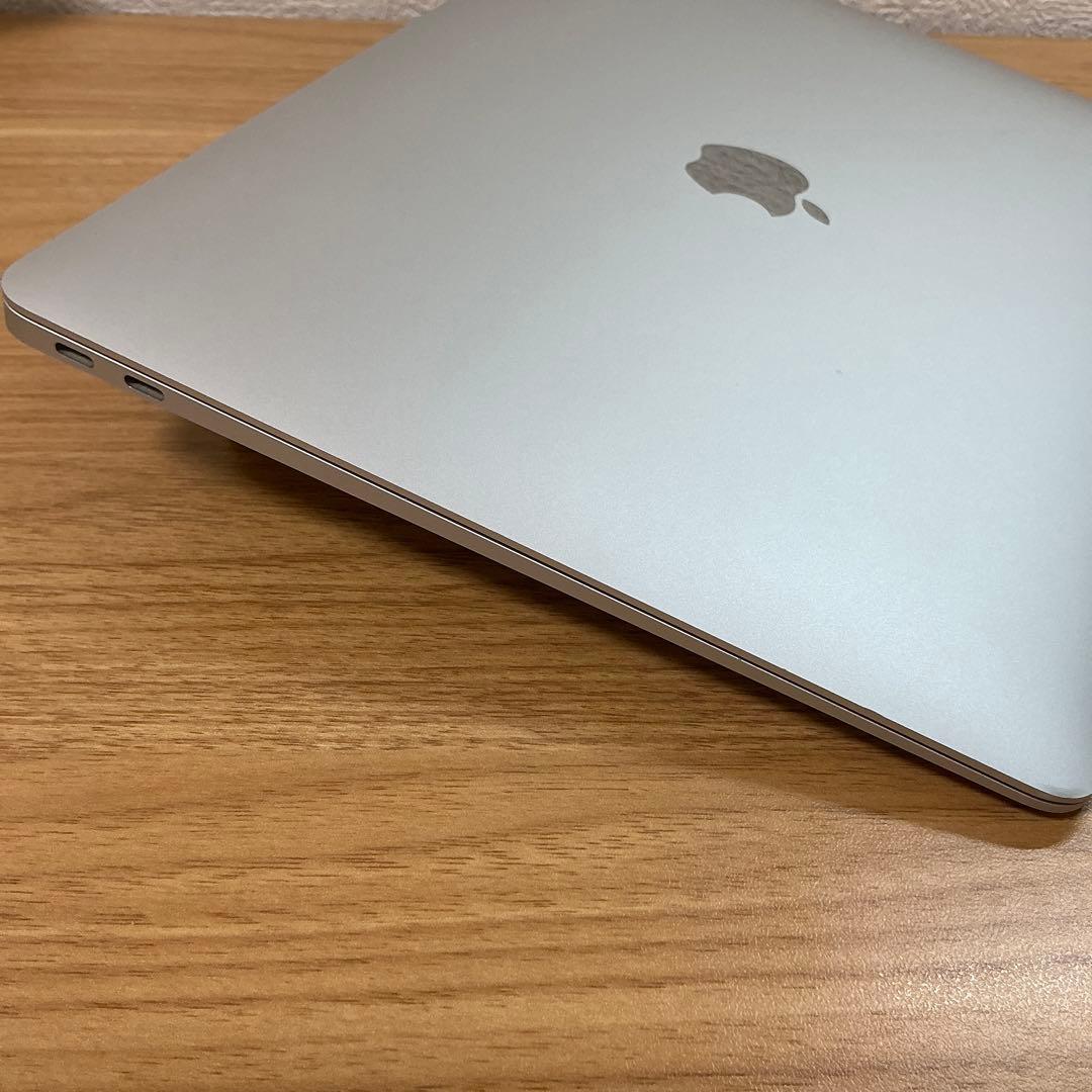 MacBook Air M1 2020年モデル8GB 256GB