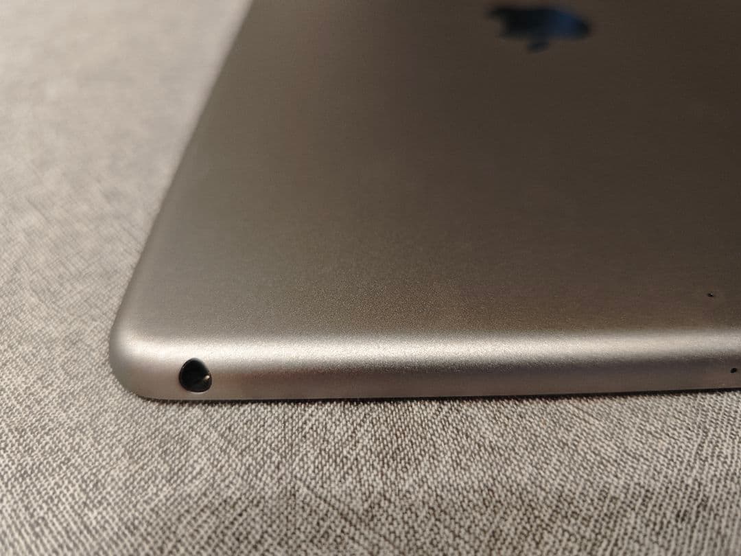 【美品】iPad本体 第6世代 128GB Wi-Fiモデル スペースグレー