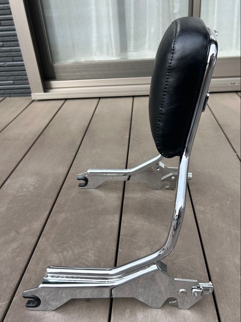 ハーレー　純正　 シーシーバー　バックレスト　ブレイクアウト　ファットボーイ