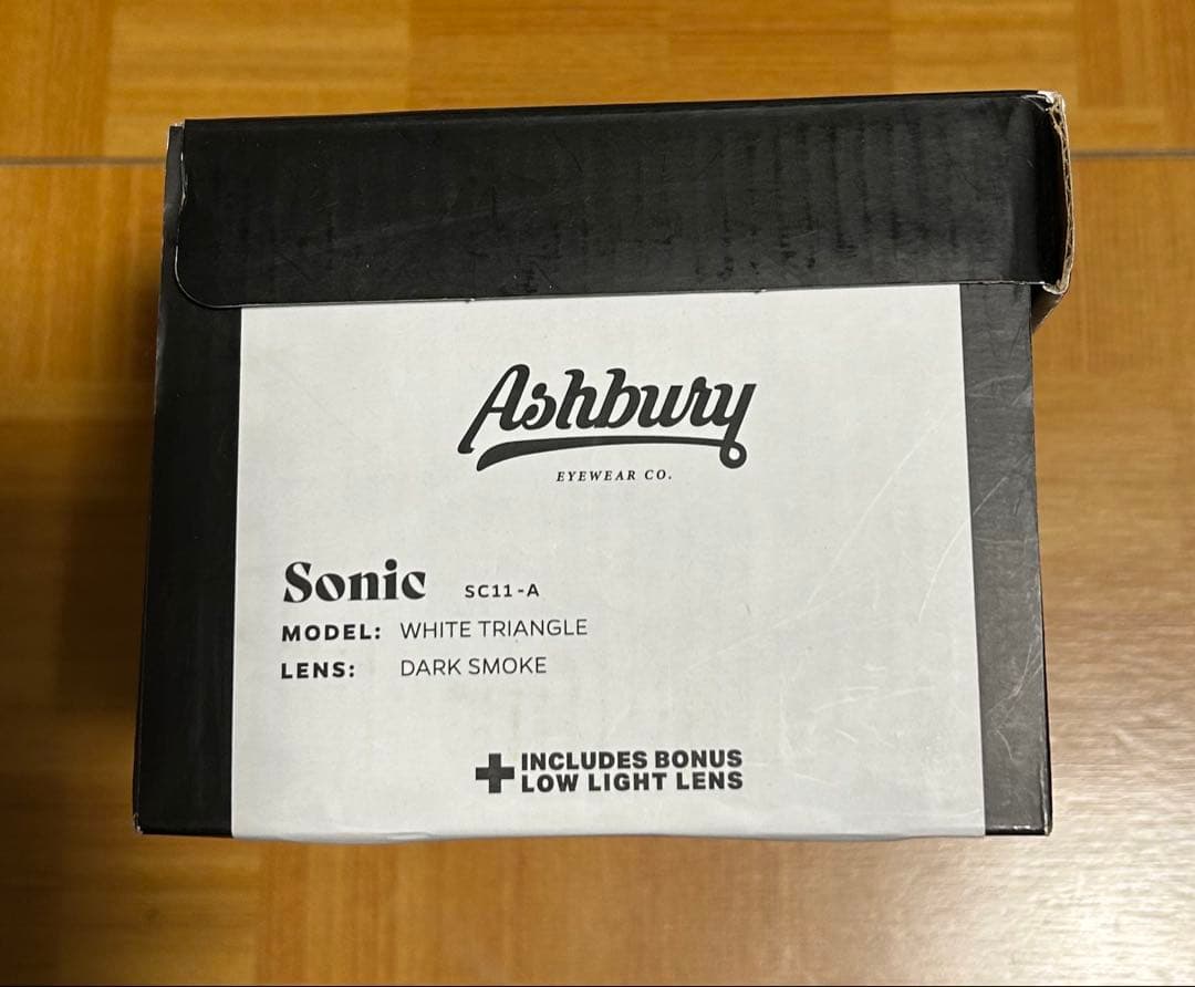 新品未使用ASHBURY SONIC WHITE TRIANGLEスペアレンズ付