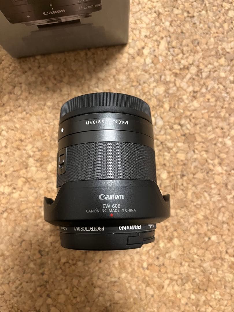 【美品・フード付き】 CANON レンズ　EFM 11-22mm EOS