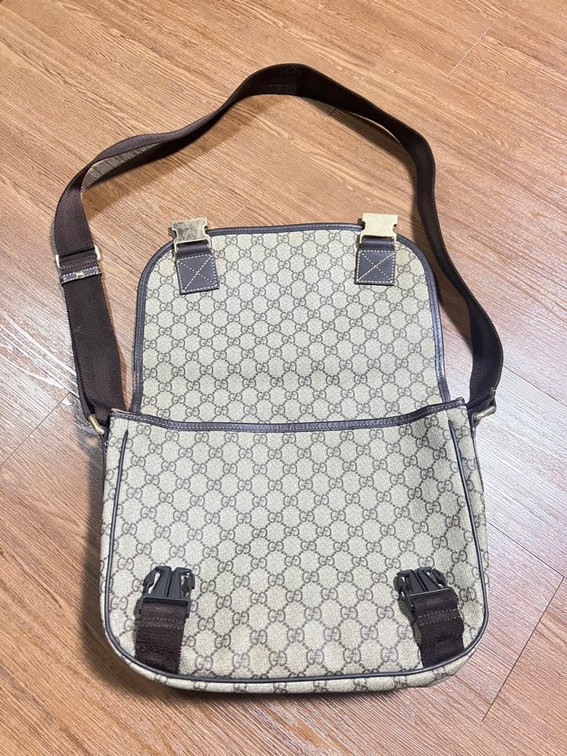 GUCCI GGパターン ショルダーバッグ