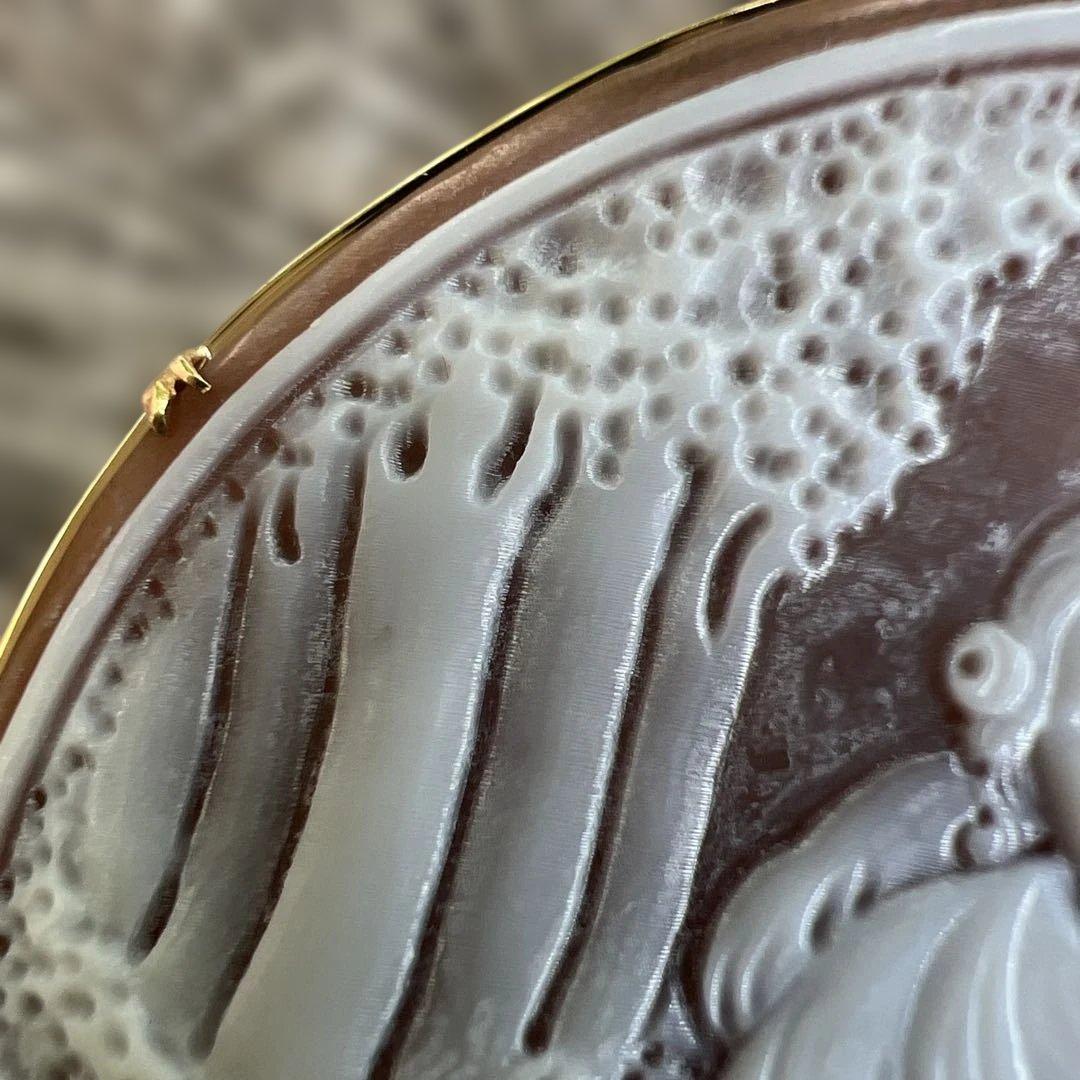 作家もの シェルカメオ　K18　ブローチ　ペンダントトップ　恋人たち