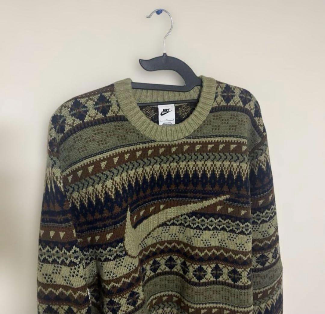 NIKE 柄 ニットセーター