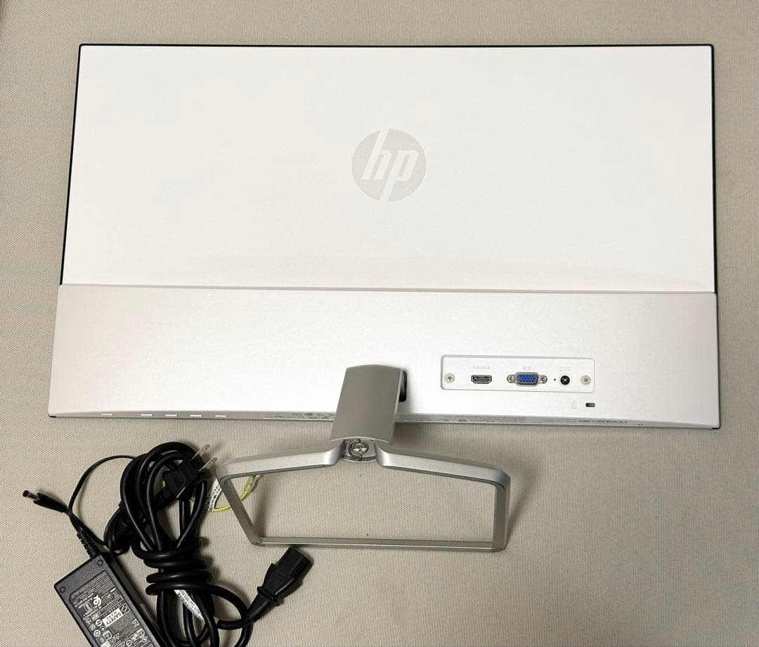 HP 24fw 23.8インチ ディスプレイ（White）