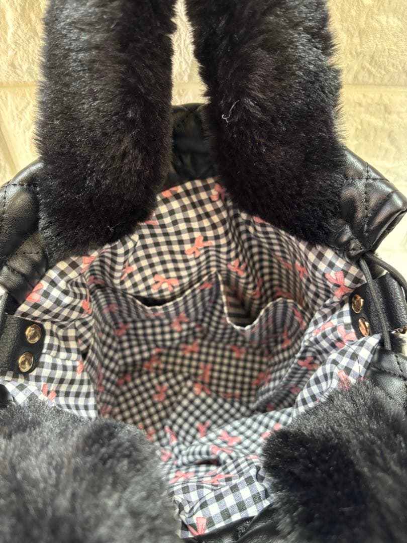 あ*こ様 コヤンイサムチョン　丸底巾着ファーバッグ　ルミちゃん　ピンクうさちゃん