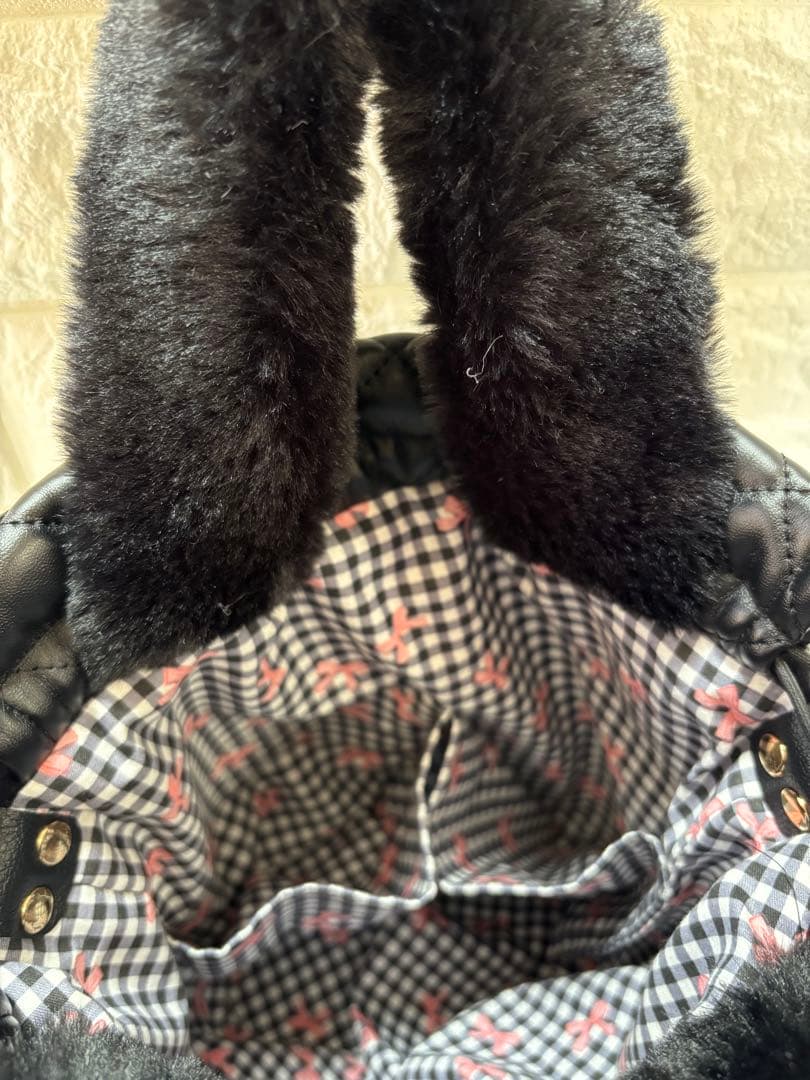 あ*こ様 コヤンイサムチョン　丸底巾着ファーバッグ　ルミちゃん　ピンクうさちゃん