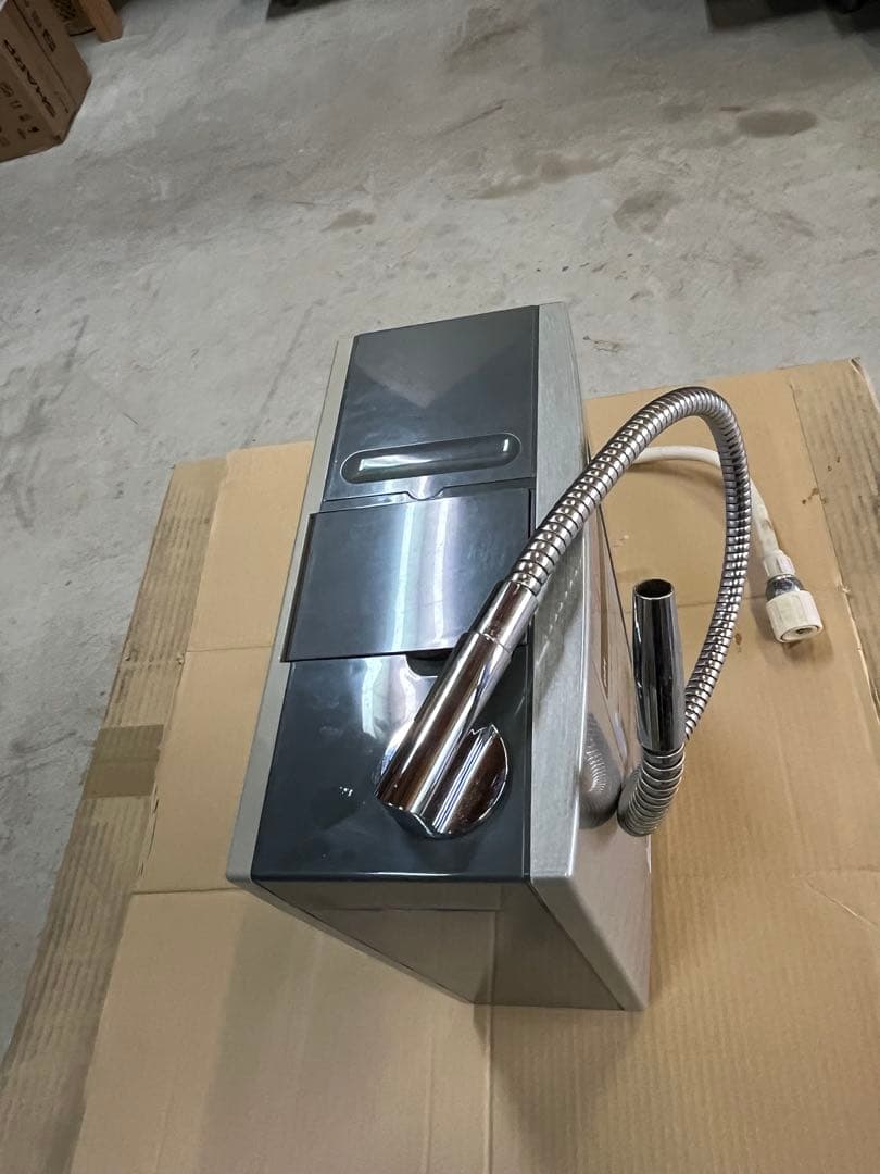 TREVI アルカリイオン整水器