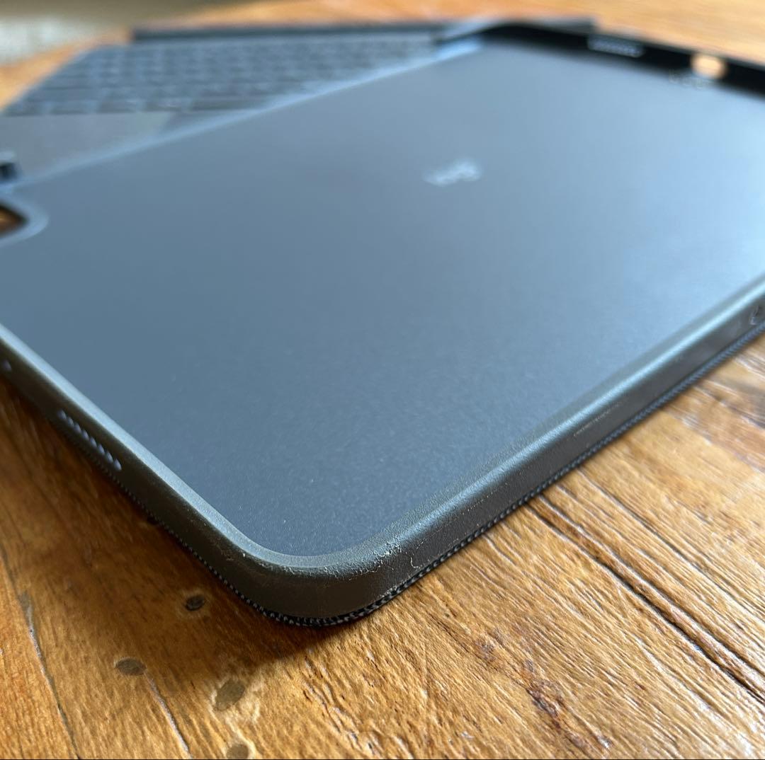 11インチiPad ProロジクールCombo Touch Keyboard