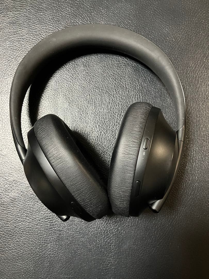 ☆美品☆Bose ワイヤレスヘッドホン ブラック　NC700 本当に静か