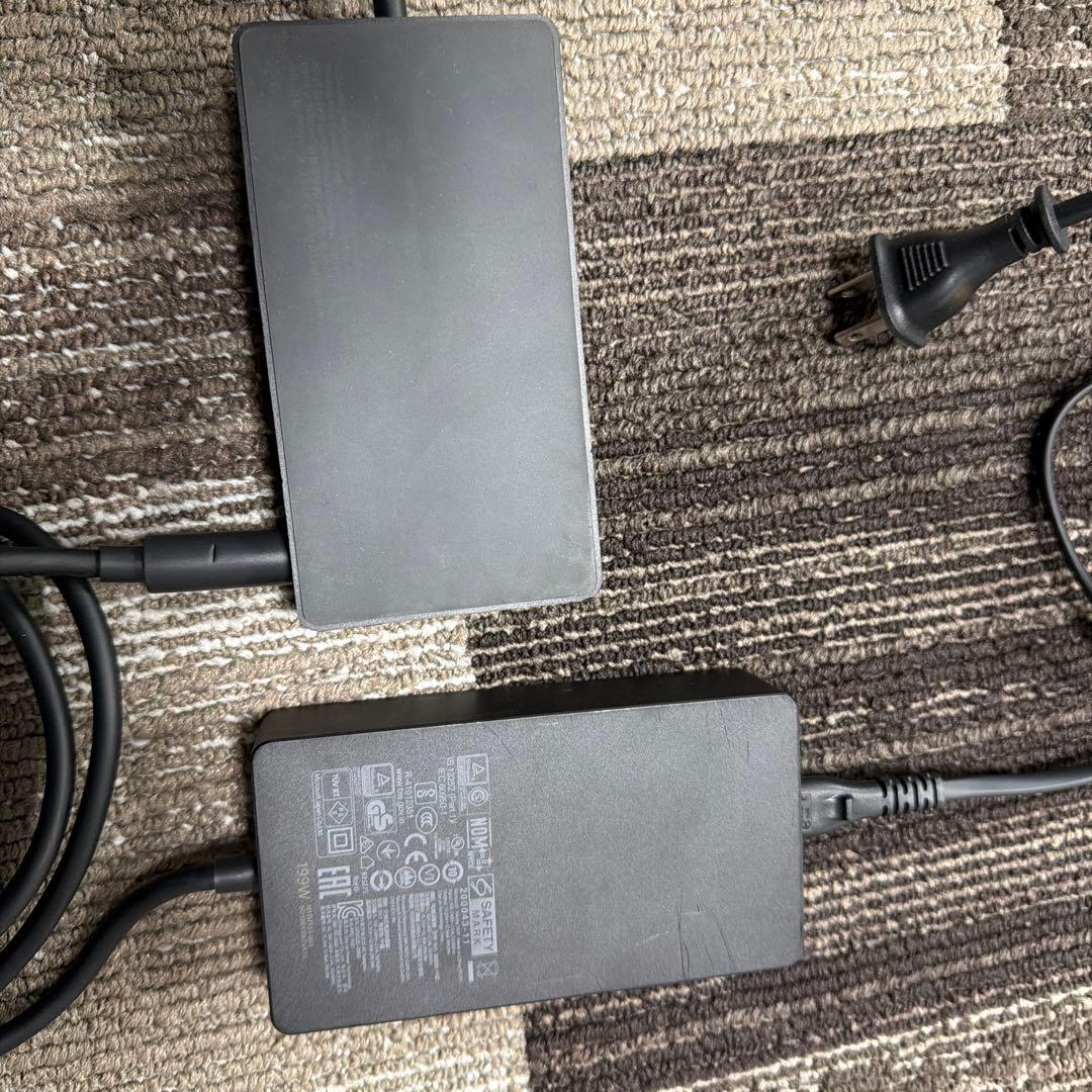 Surface Dock 2（USB‑Cのタイプ）