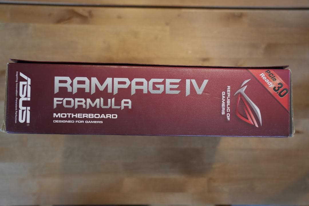 ASUS 「R.O.G.」マザーボード Rampage IV Formula