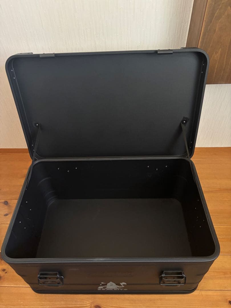 アルミコンテナ　SOMABITO AL BOX 脚なし　スタッキング可能