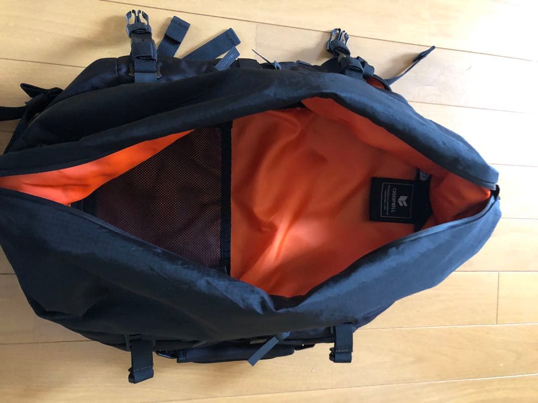 4*U様 美品　CODE OF BELL コードオブベル X-PAK スリングバ