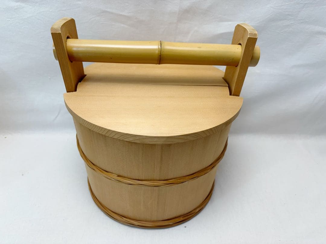 ほぼ未使用 茶道具 水張桶 手桶水指 木地 割蓋付き 水屋道具 茶事 木工芸元箱