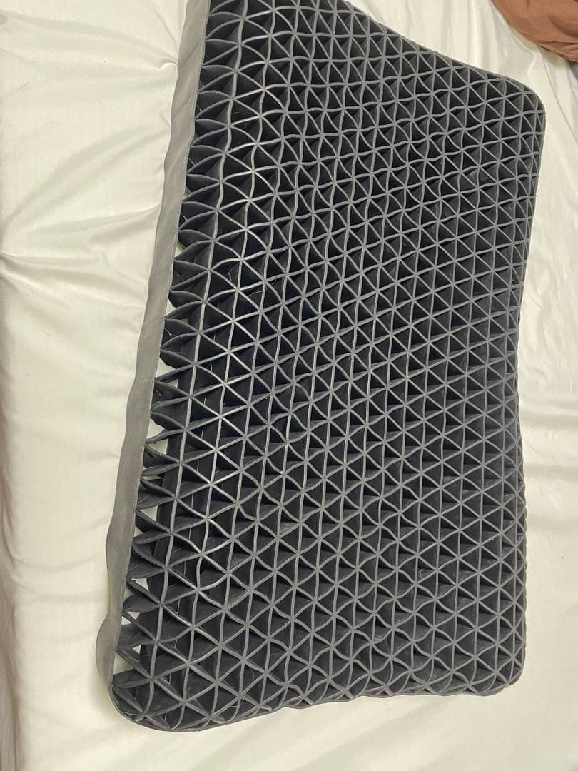 羊のいらない枕　至極　取り外しカバー付き