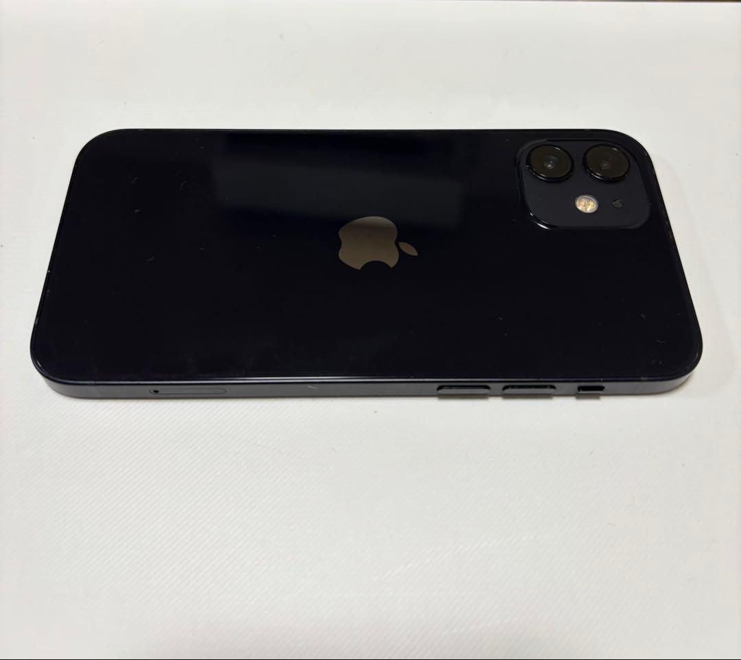 美品　Apple iPhone 12 128KB 黒 SIMフリー