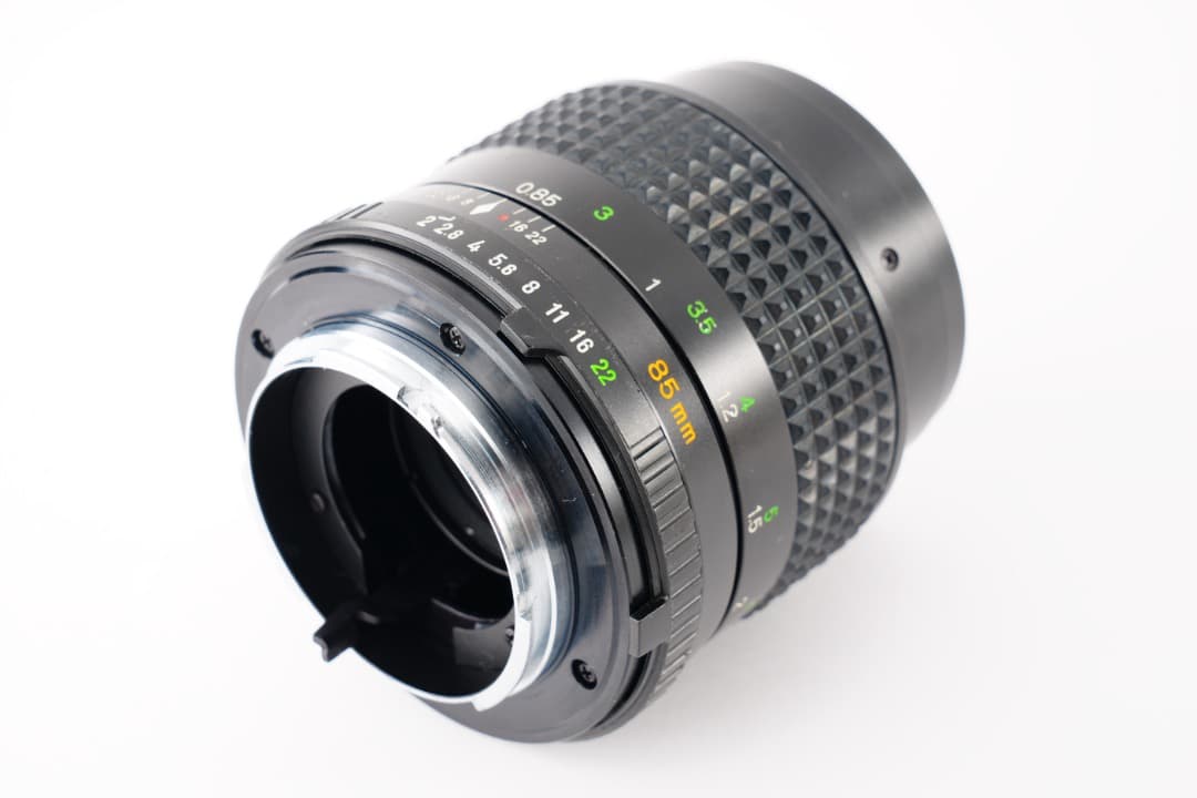 【極美品】Minolta MD ROKKOR 85mm F2 ミノルタ 571