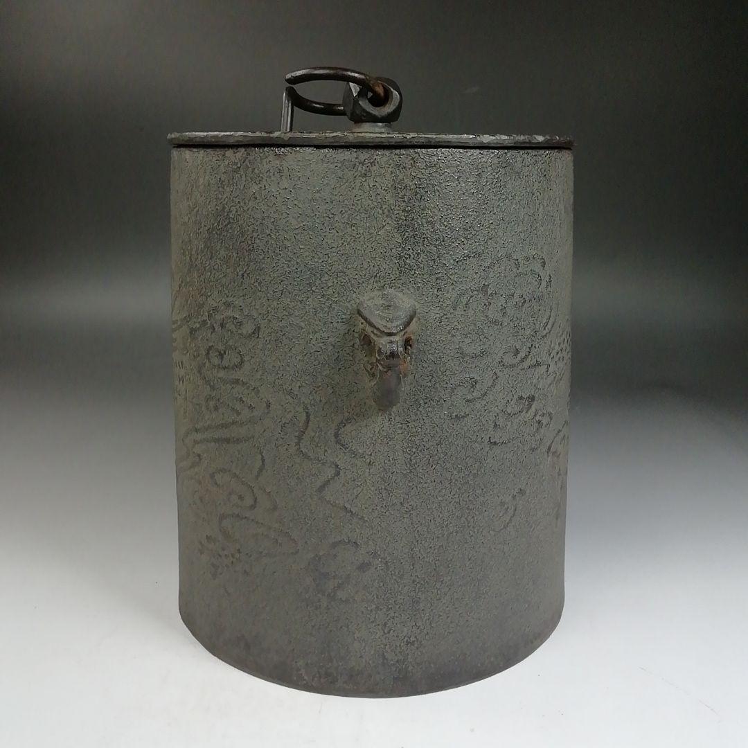 Ｗ１７５　茶釜　『雲竜釜』『釜師　菊池政光』『鉄釜』　共箱　茶道具