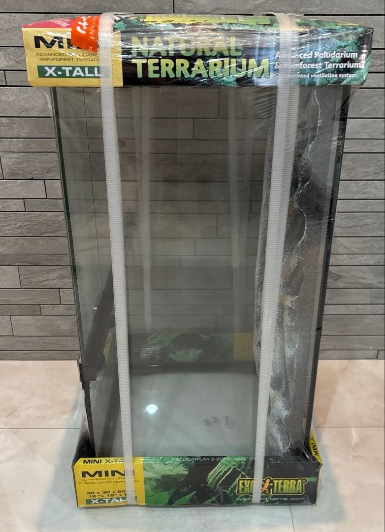 エキゾテラ　グラステラリウム3060 高さのあるハイタイプ　未使用　新品　未開封