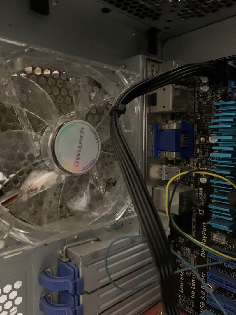 HDDなしcore i7 3770 サーマルテイク650W電源