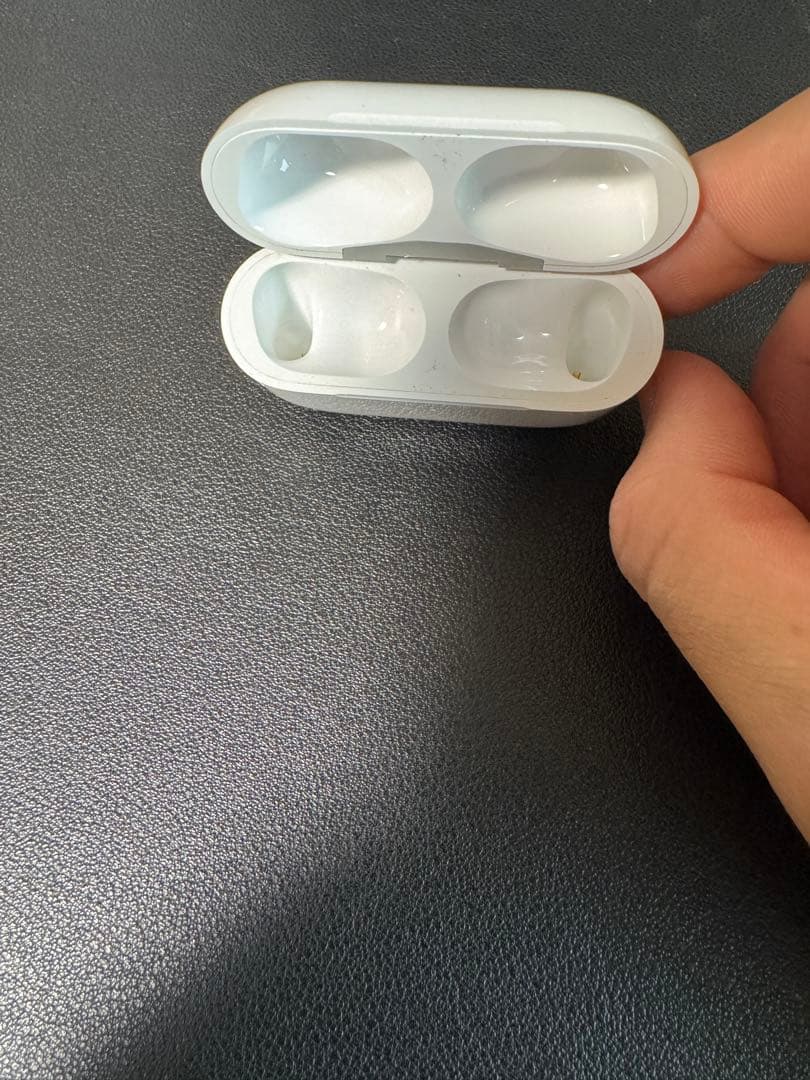 AirPods Pro2本体 ホワイト 充電ケース付き